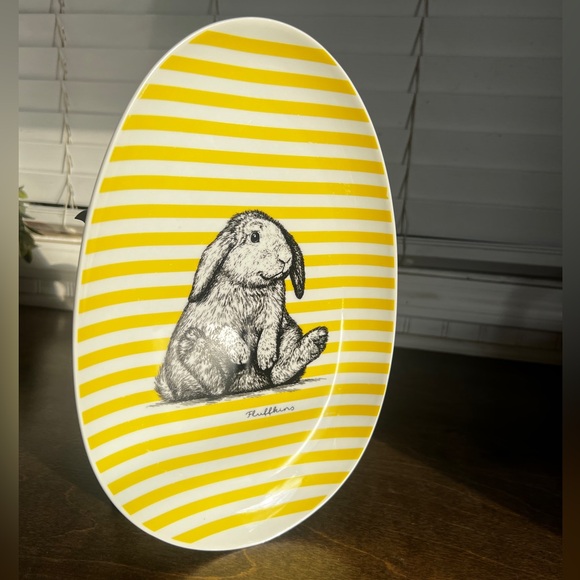 Yellow Striped Rabbit Plate - Picture 1 of 3